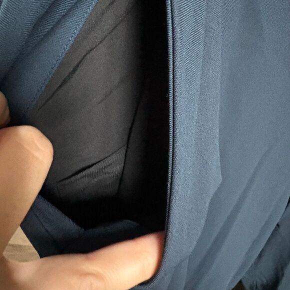 Lululemon Classic Navy Blue Dress Golf Pants Men's 40 Excellent Preworn Conditio - Picture 5 of 11